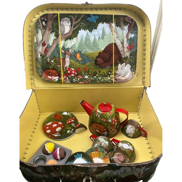 Hearthsong Tin Tea Set Case Woodland Nature Child Pretend Play Toy Doll Country - Picture 1 of 12